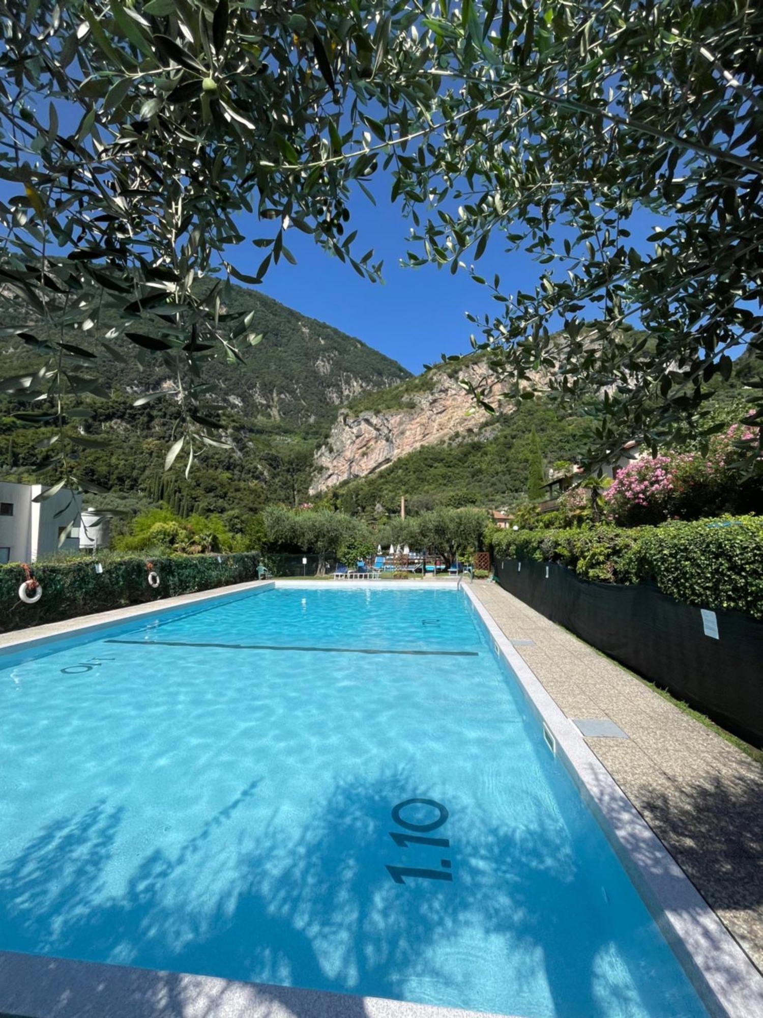 Residence Cascata Varone リーヴァ・デル・ガルダ エクステリア 写真